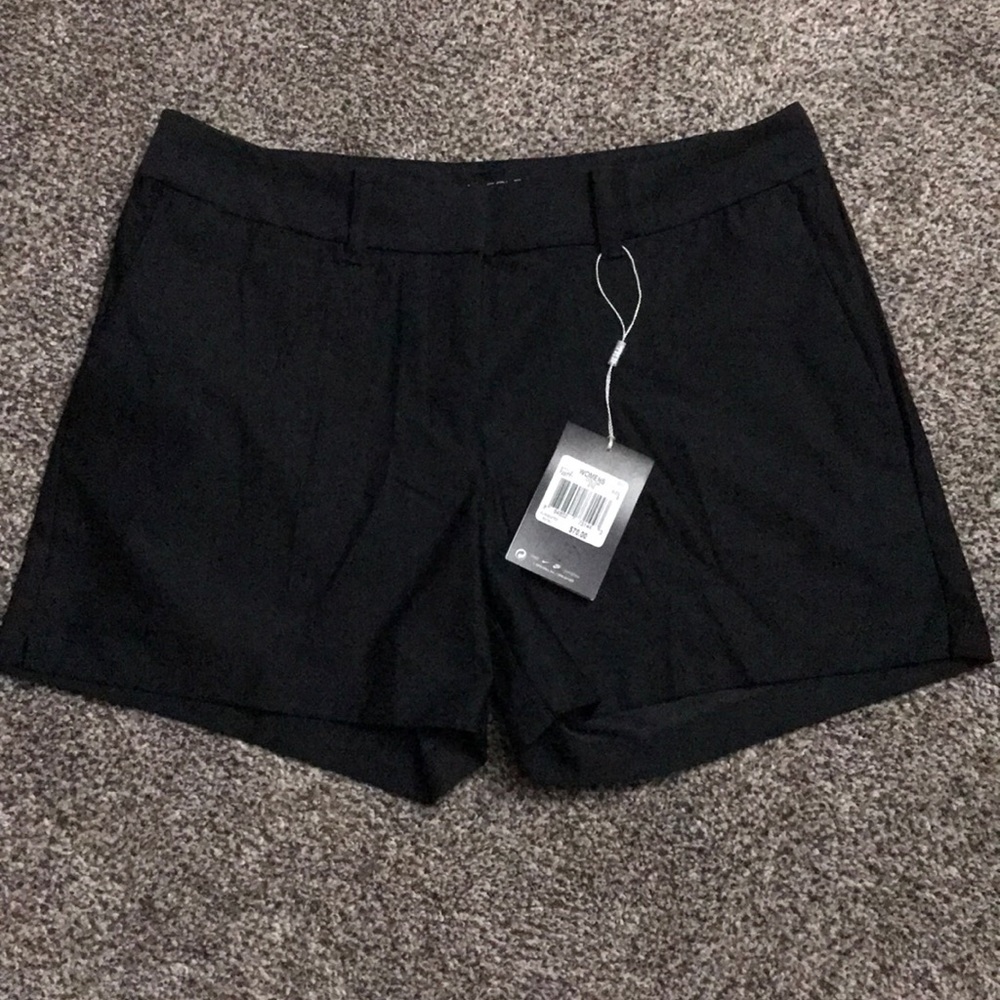BNWT Nike Golf Shorts
